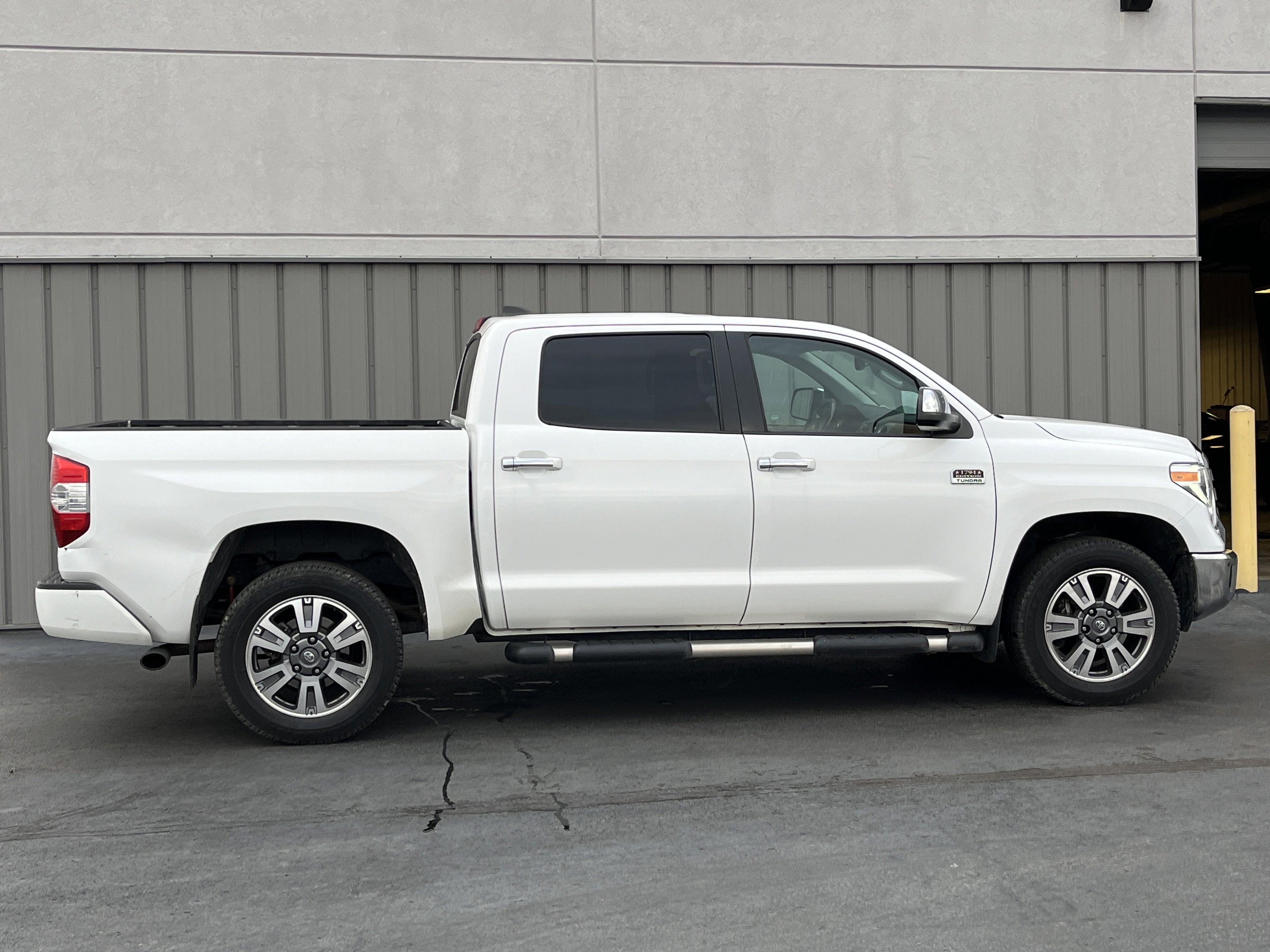 2020 Toyota Tundra 4WD Platinum