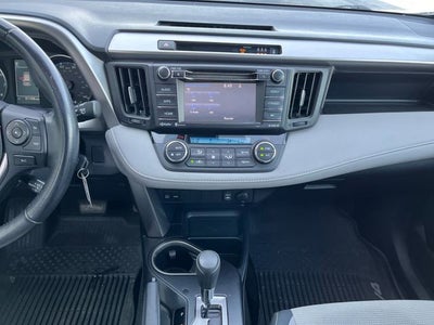 2017 Toyota RAV4 XLE