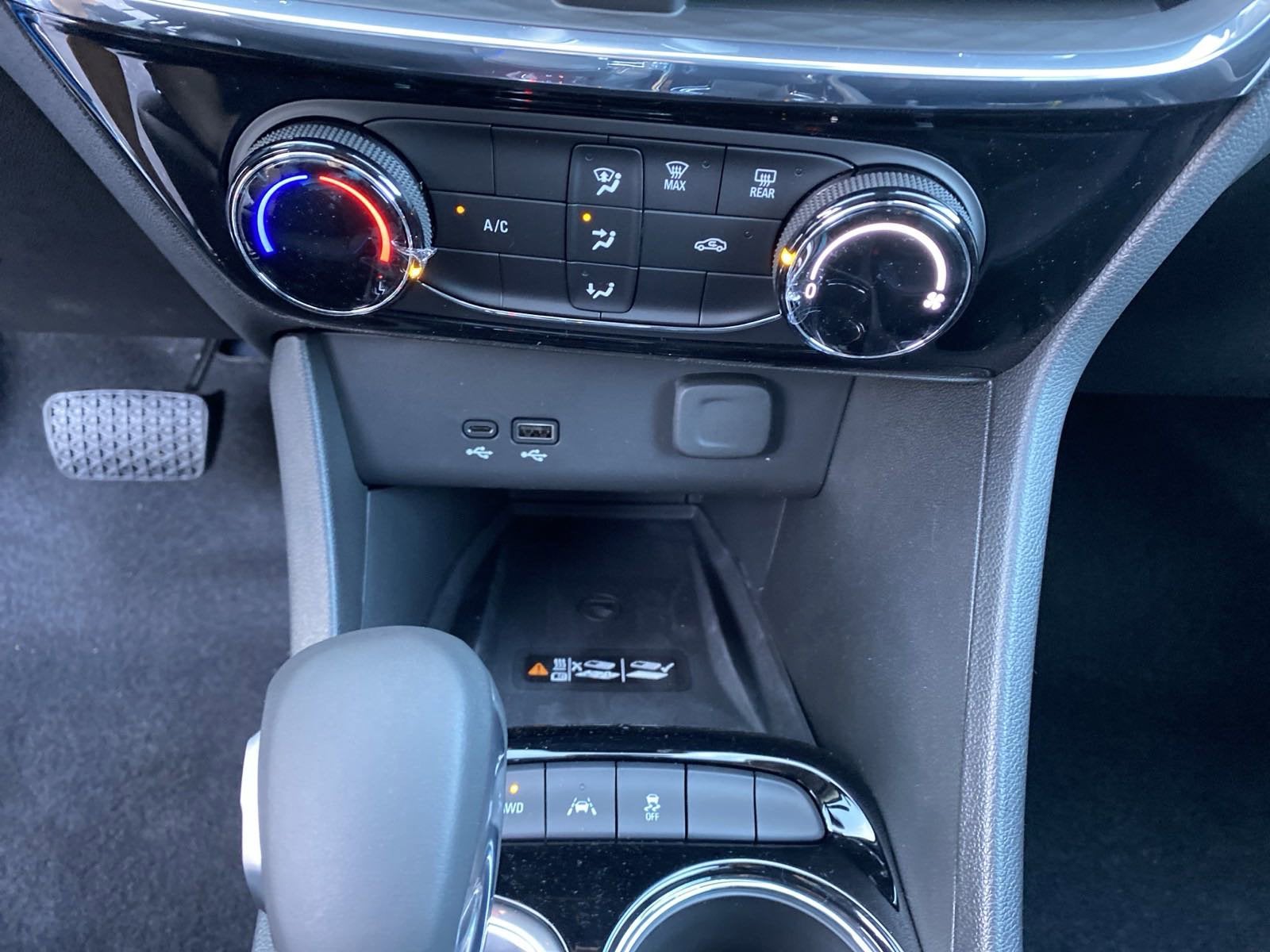 2025 Buick Encore GX Sport Touring