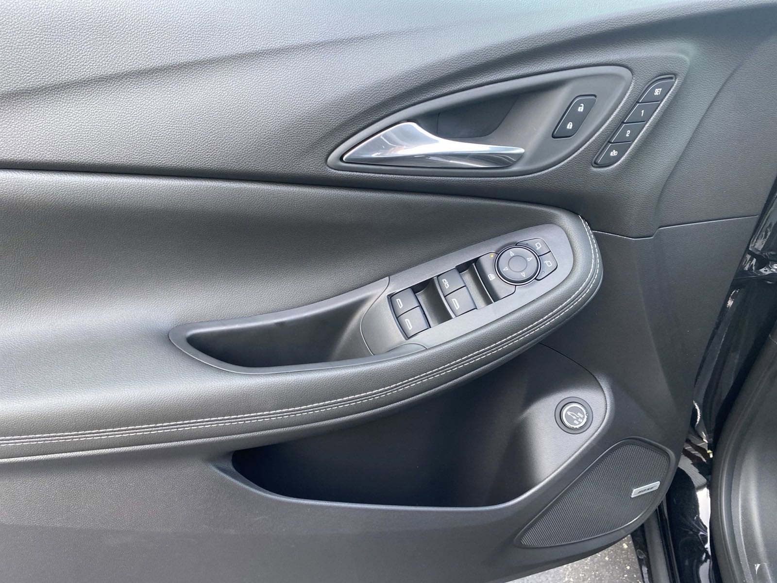 2025 Buick Encore GX Avenir