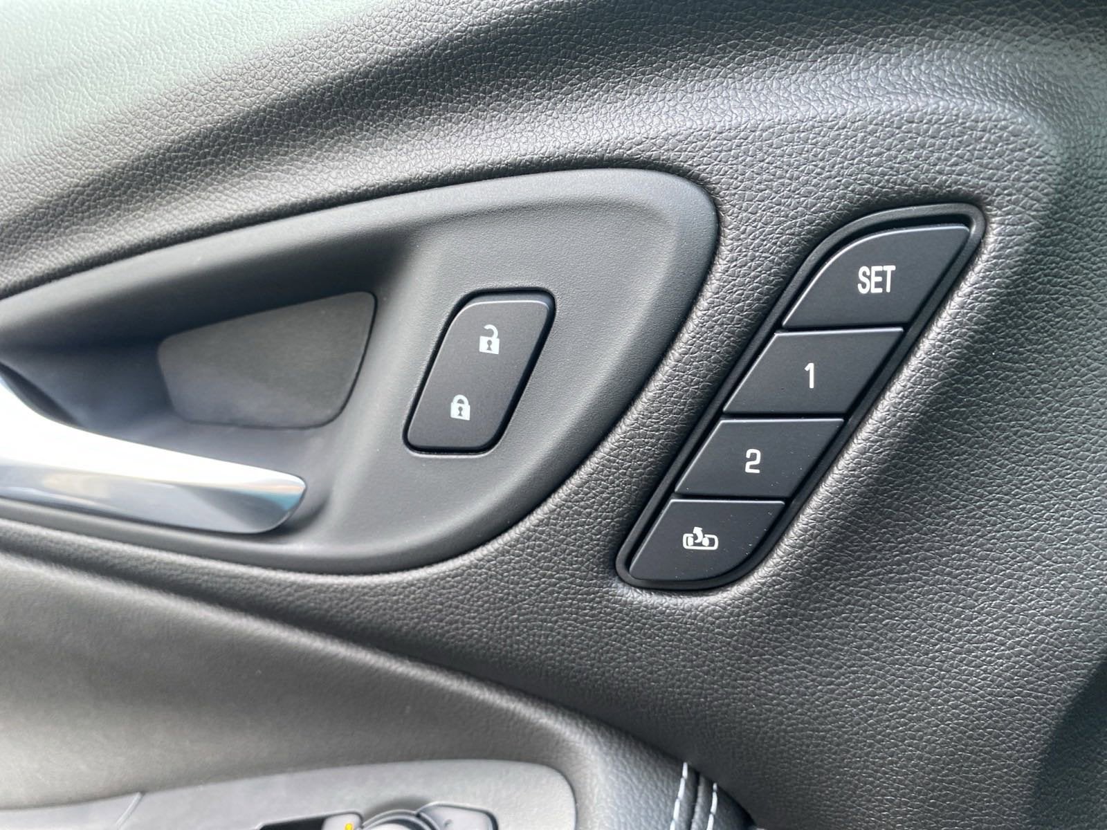 2025 Buick Encore GX Avenir