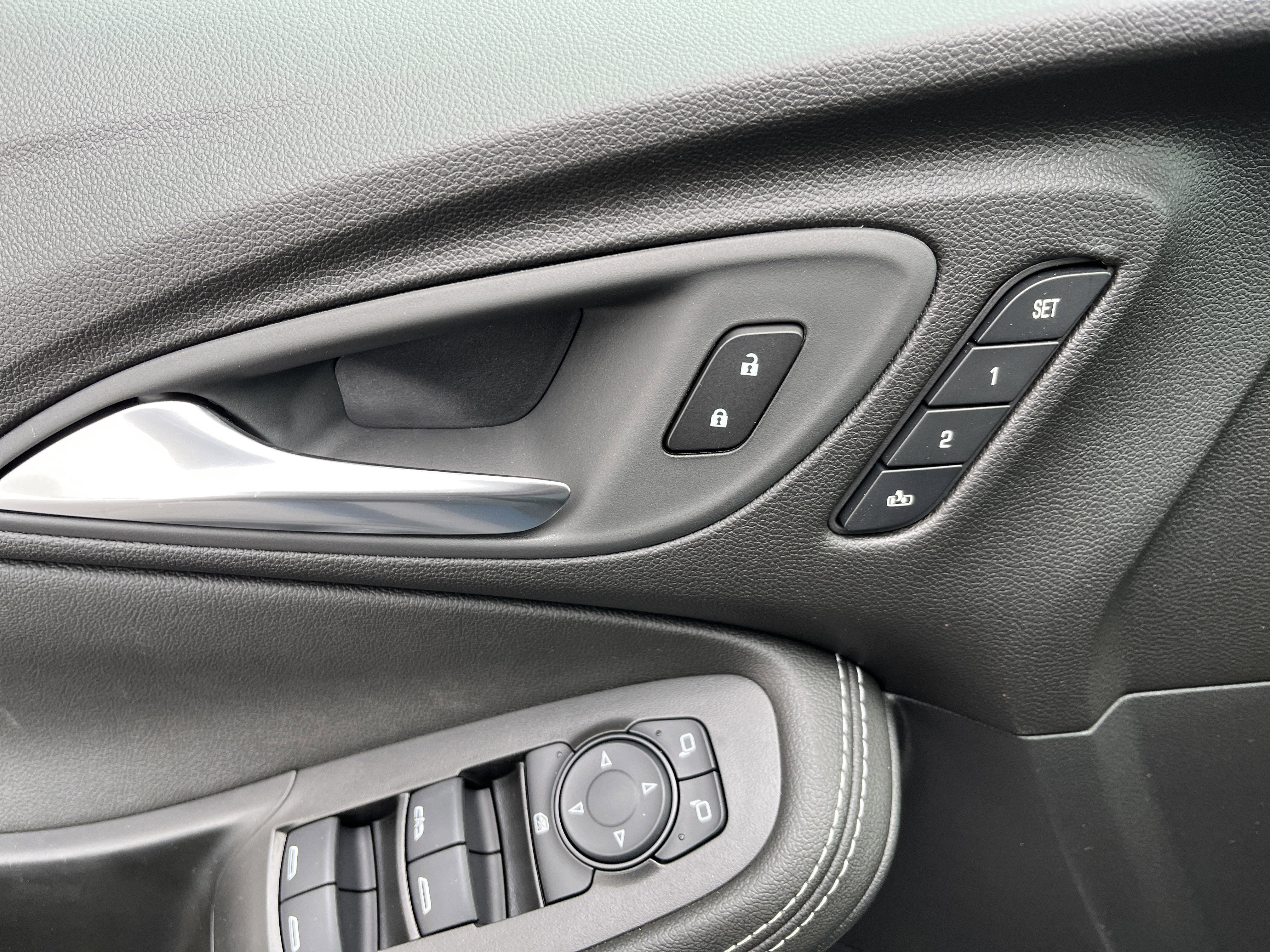 2026 Buick Encore GX Avenir