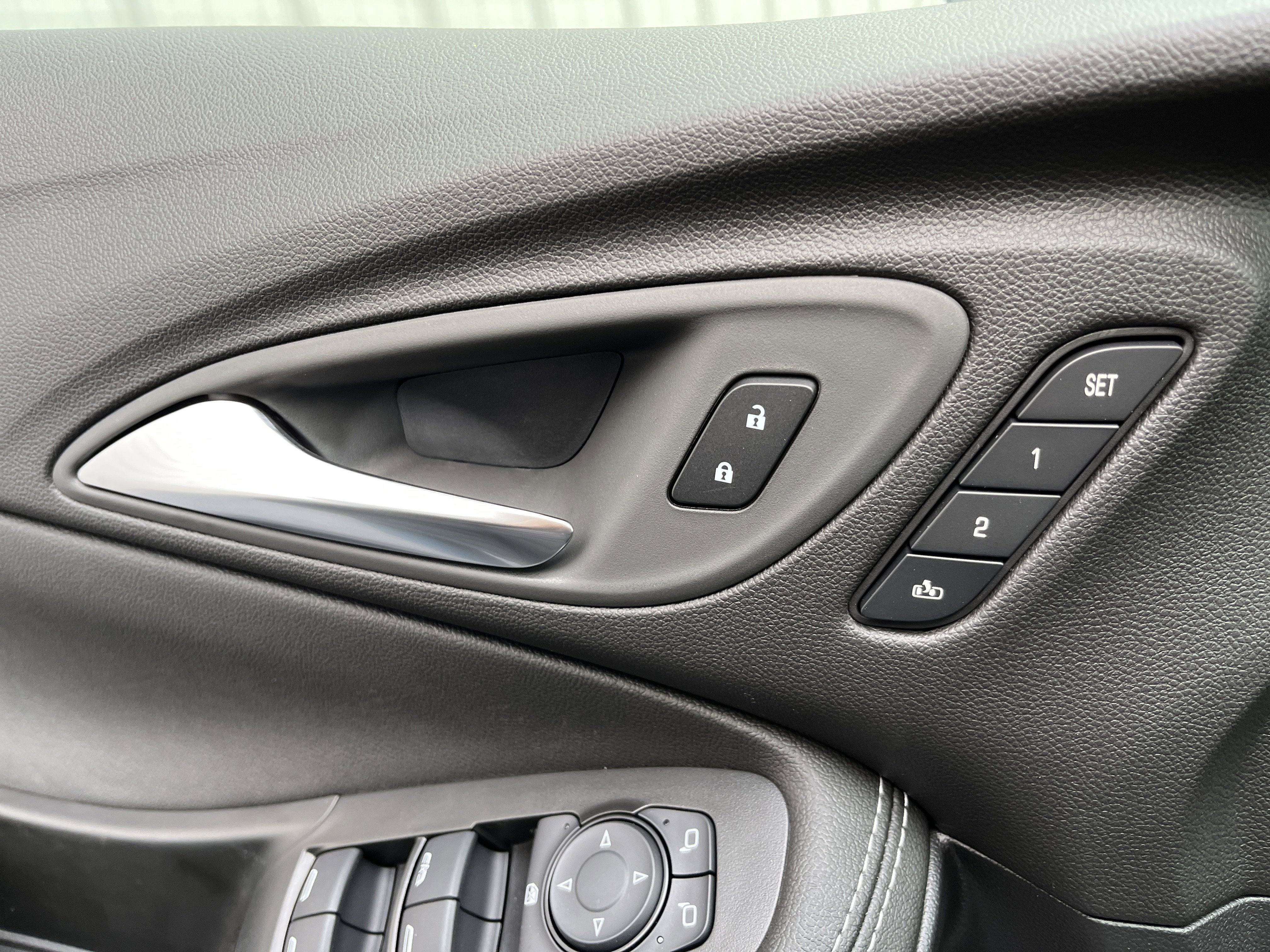 2026 Buick Encore GX Avenir