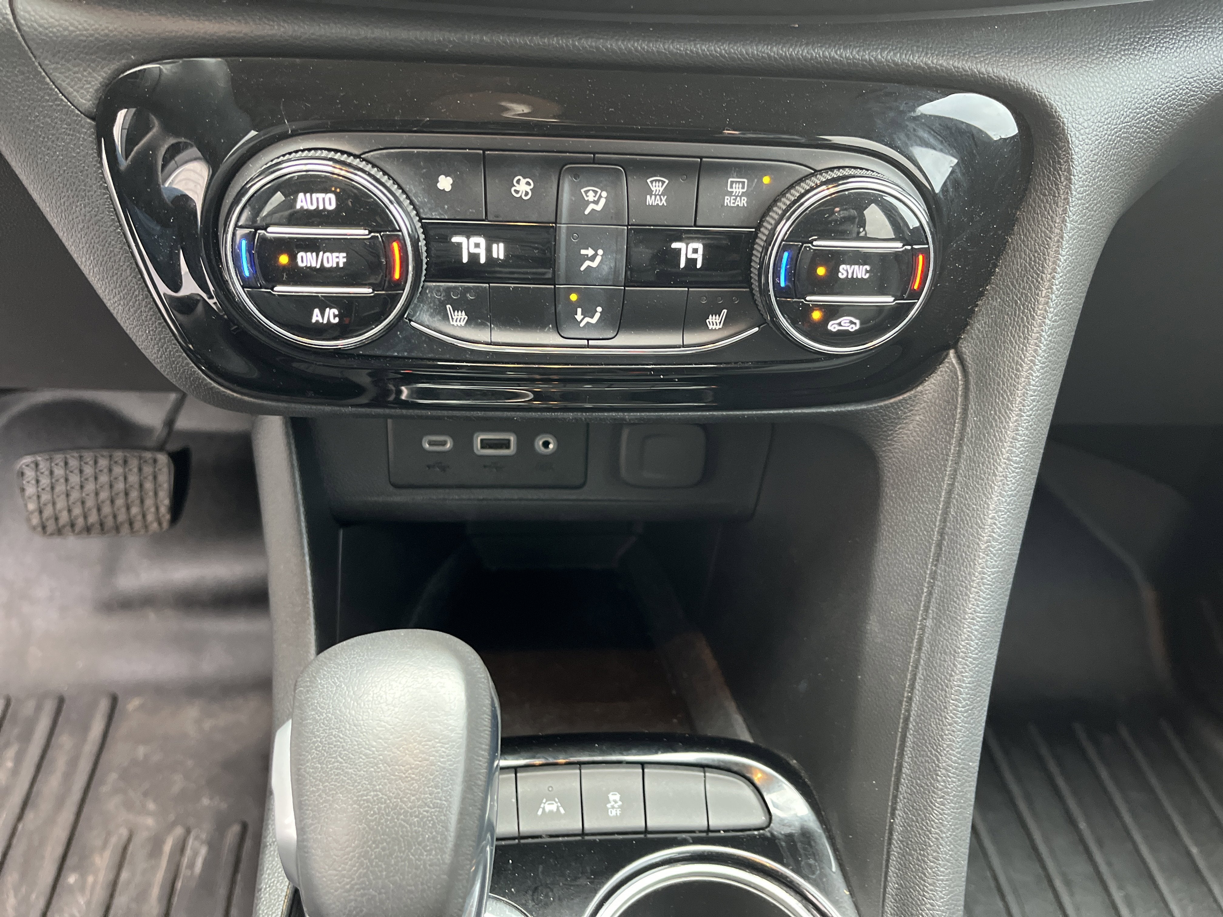 2021 Buick Encore GX Essence