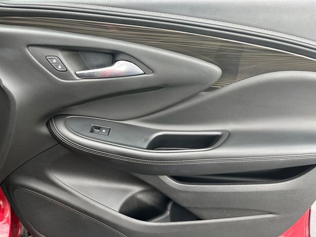 2020 Buick Envision Essence Group